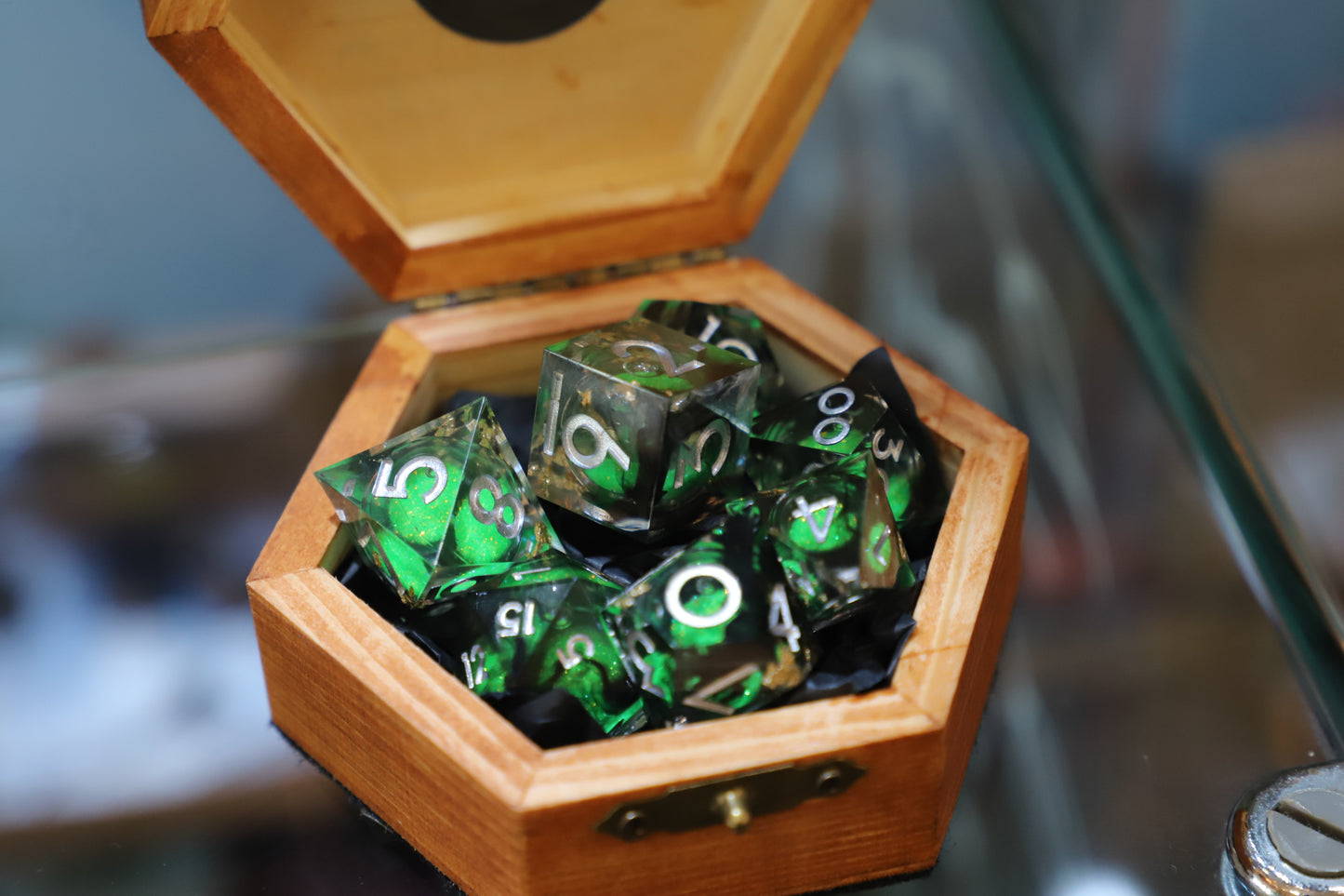 Liquid Core 7 Dice Set