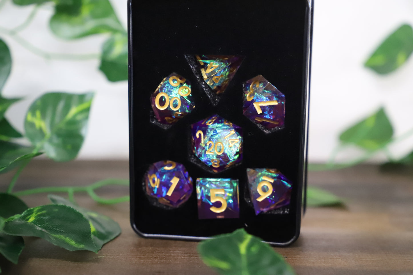 Royal Geode 7 Set Dice