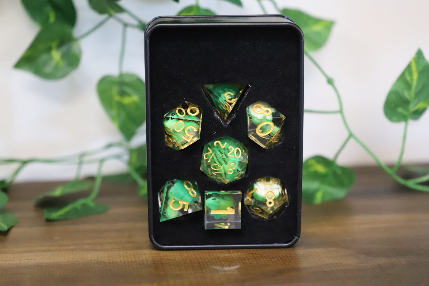 Frog 7 Dice Set