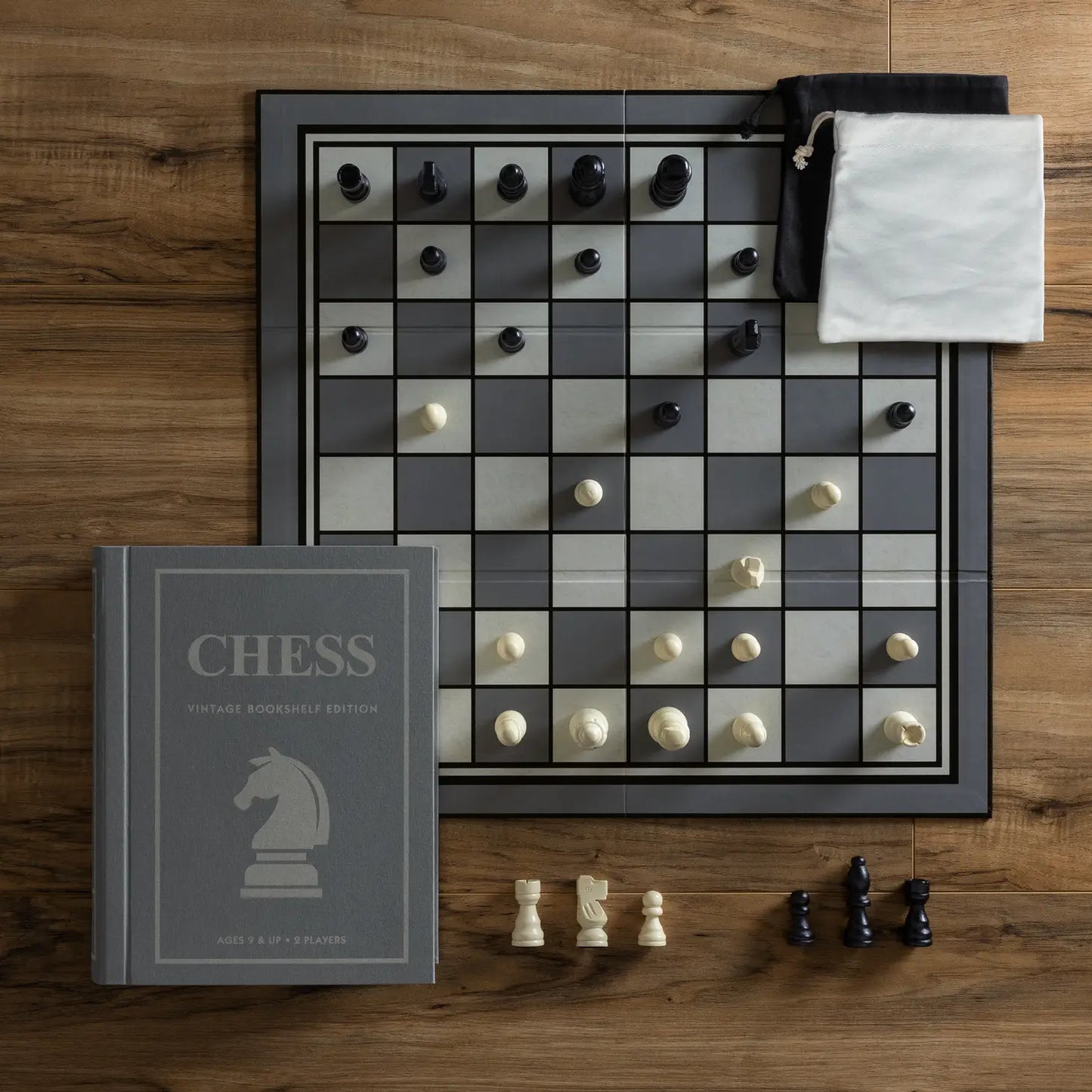 Vintage Bookshelf Edition Chess